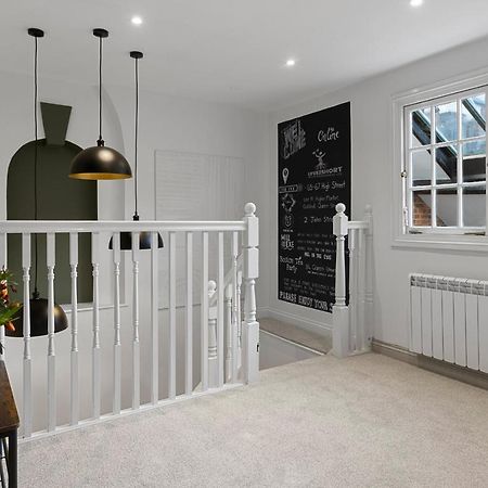 Luxe Courtyard Apartment For 4 Near Exeter City Centre Екстериор снимка